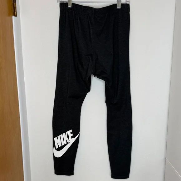 Nike Leggings Size XL - Picture 5 of 15